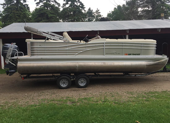 Minnesota Pontoon Boat Rentals