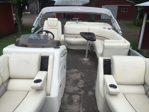 Rent Pontoons