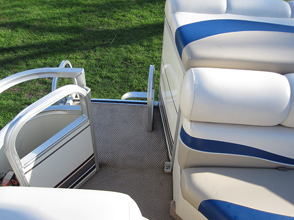 Rent a Pontoon Boat