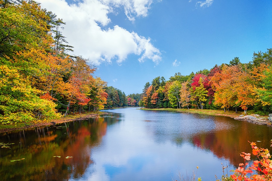 Reasons to Love Boating in the Fall